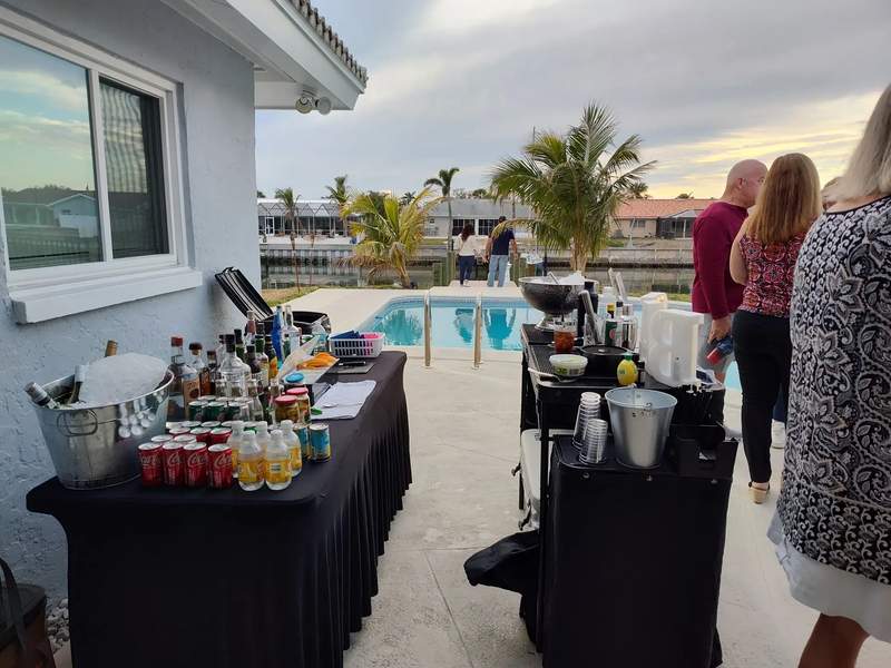 Mobile Bar & Waitstaff